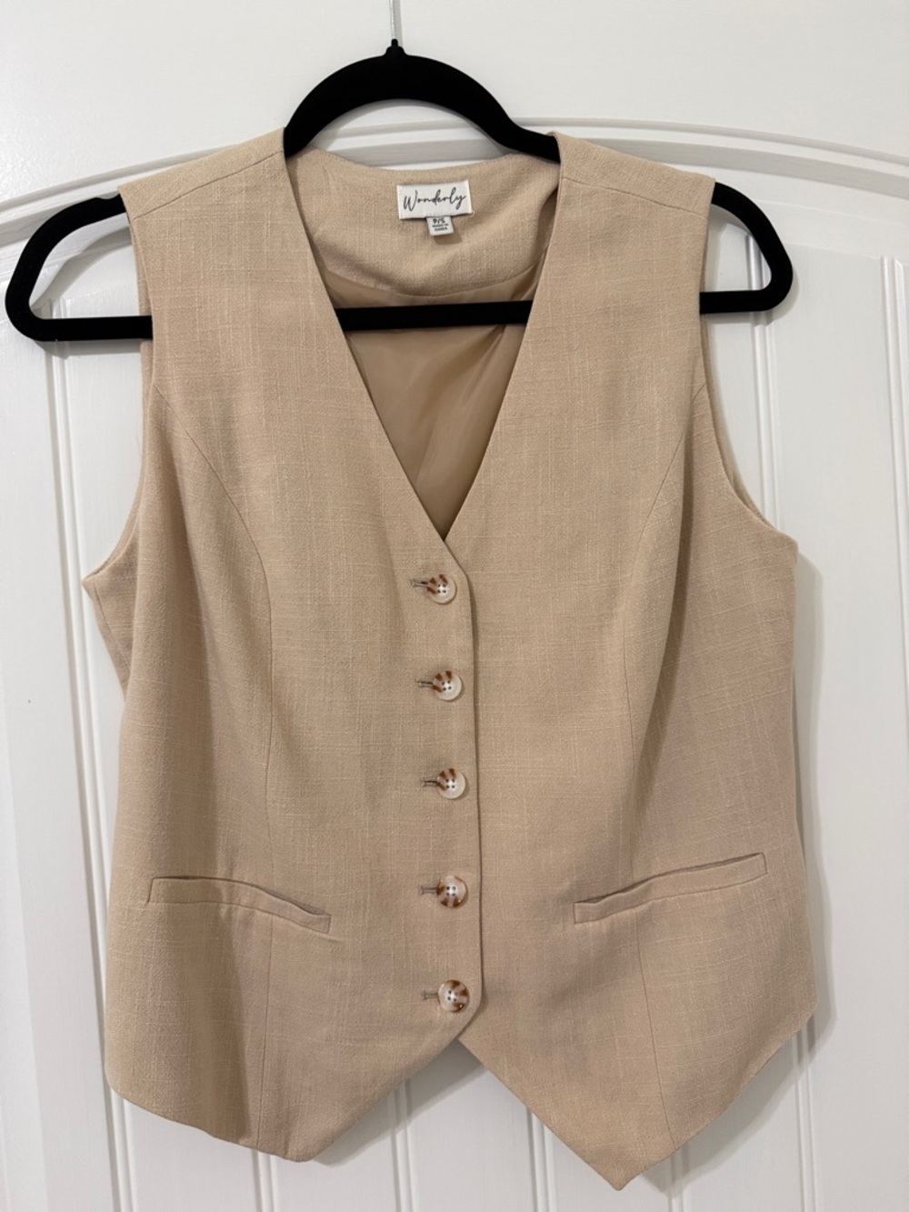 NWOT Wonderly Neutral Beige Vest